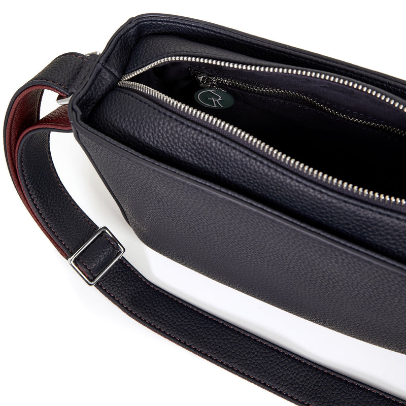 HITFIT Phone Leather Bag Belt Pouch Waist Bag Large Capacity Zipper Wallet,  Card Slots for BlackBerry Motion/BlackBerry DTEK60 - Brown : Amazon.in:  Electronics